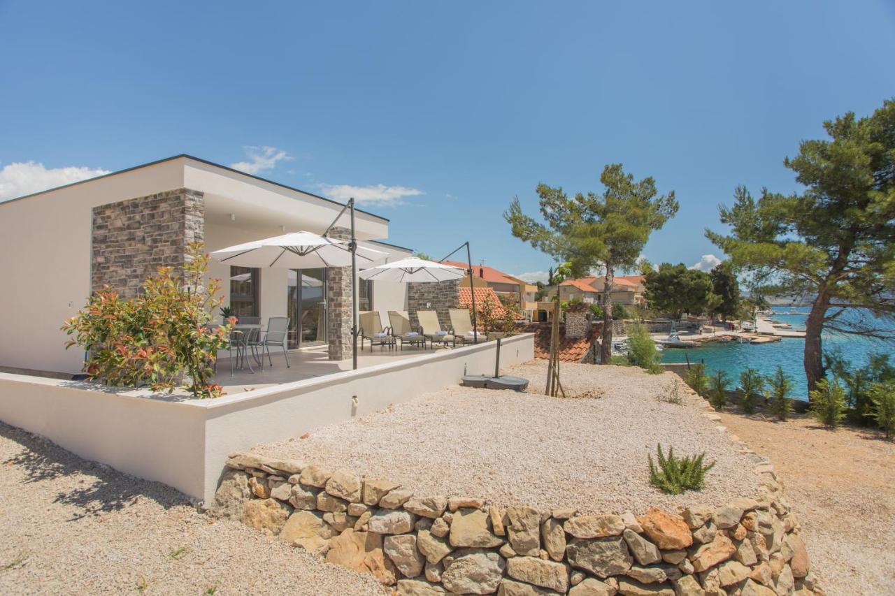 Pansion Zlatna Ribica Otel Brodarica  Dış mekan fotoğraf