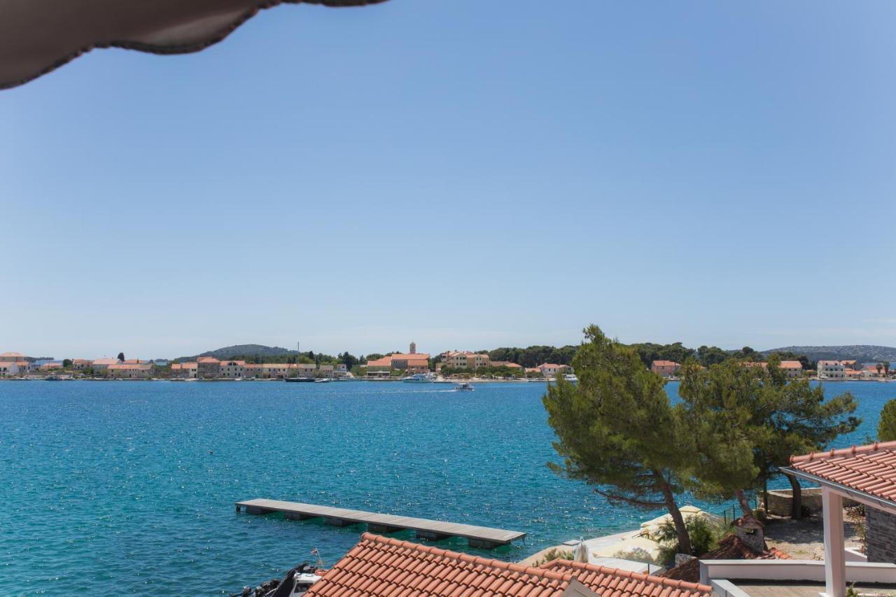 Pansion Zlatna Ribica Otel Brodarica  Dış mekan fotoğraf