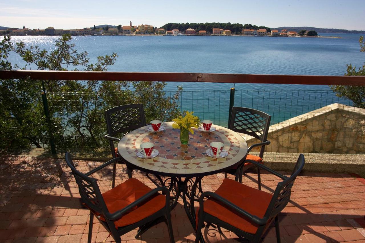 Pansion Zlatna Ribica Otel Brodarica  Dış mekan fotoğraf